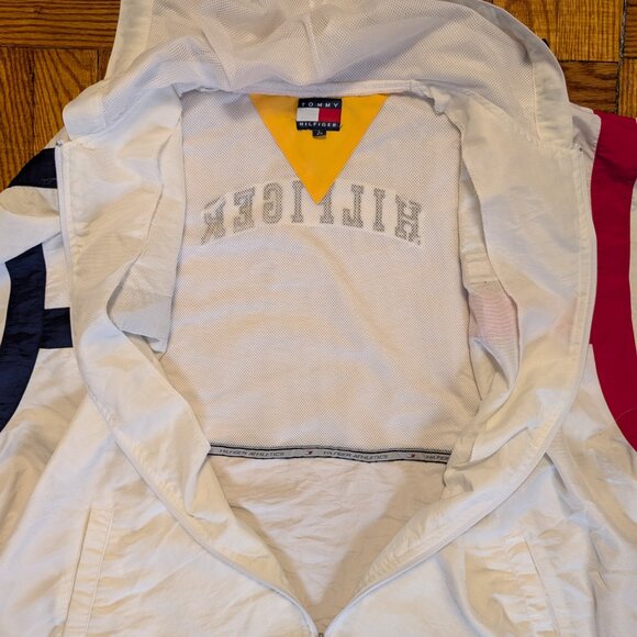 Vintage Tommy Hilfiger Sailing Windbreaker Men's Large Hood Jacket Logo - Picture 3 of 10